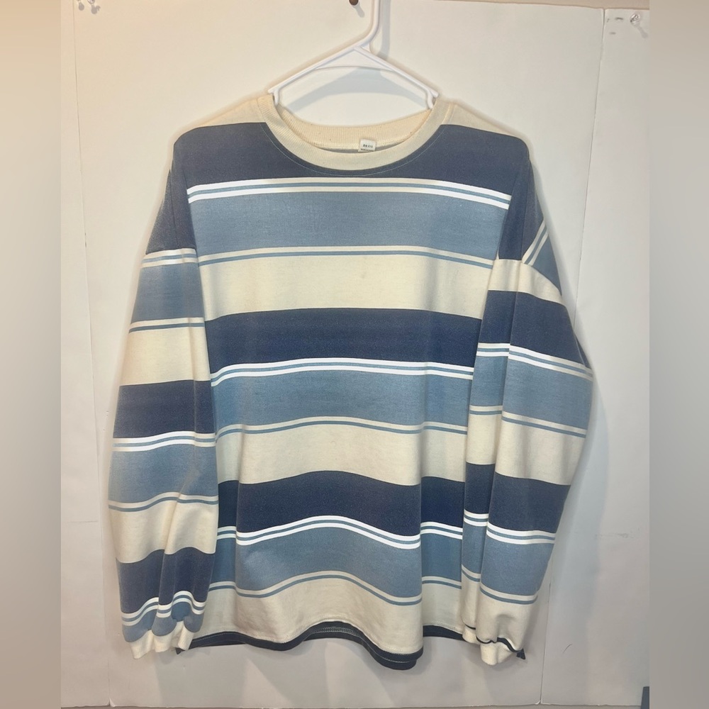 Blue/White Long-sleeve Striped Shirt